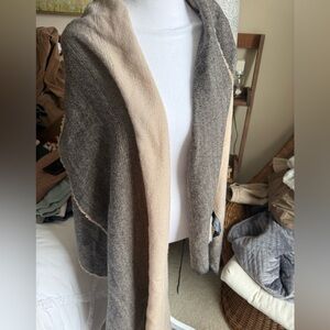 Zara Gray and Cream Open Front Cape or Scarf